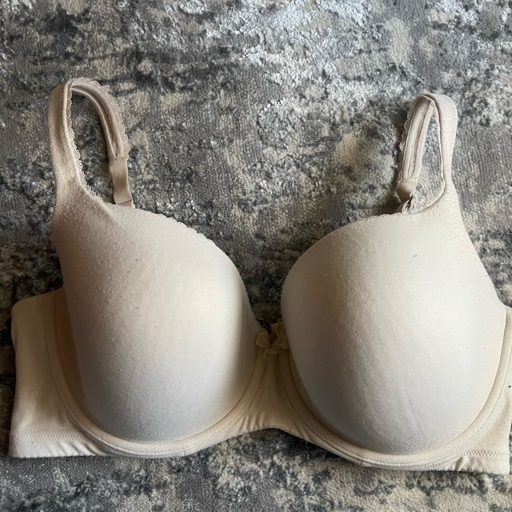 Victoria secret body by victoria bra lined demi